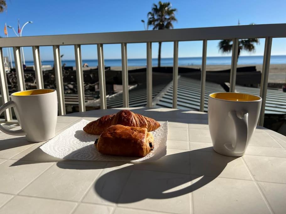 Le Carrousel - Apt Vue Mer - Plage A 10 M - Clim - Wifi Canet-en-Roussillon Dış mekan fotoğraf