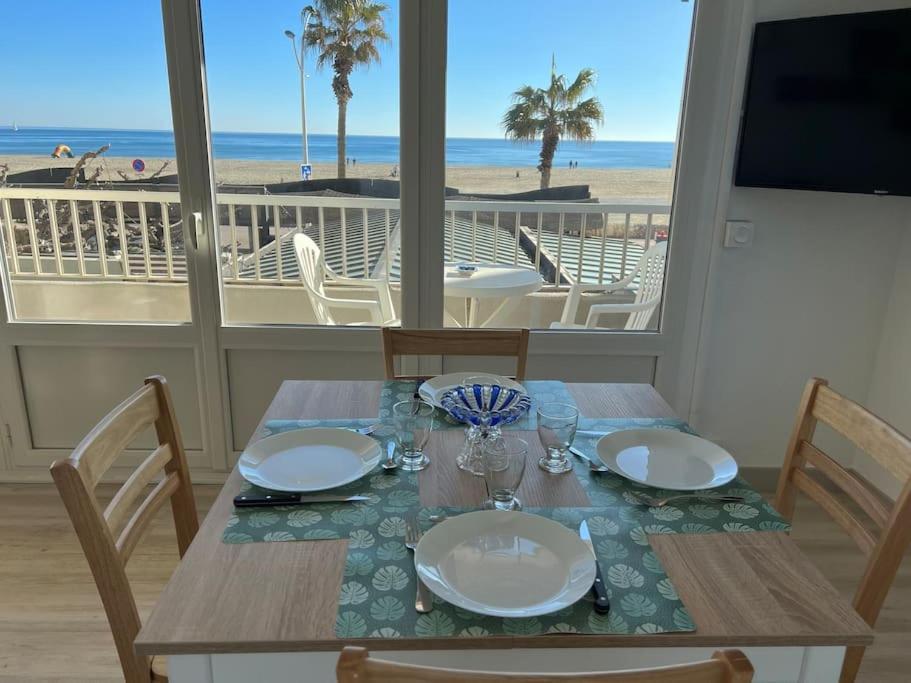 Le Carrousel - Apt Vue Mer - Plage A 10 M - Clim - Wifi Canet-en-Roussillon Dış mekan fotoğraf